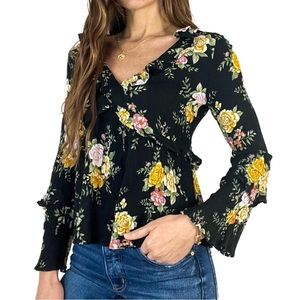 American Eagle Outfitters Black Floral Peasant Top – Size Small